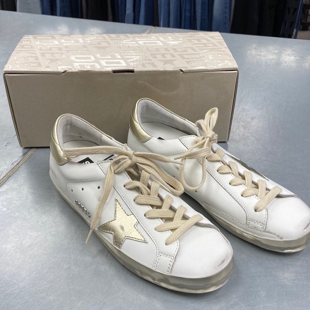 Golden Goose Super Star Classic with List